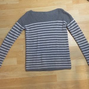 🍂 Gray Gap Striped Sweater